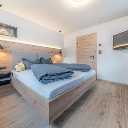 Bergmomente Apartment *